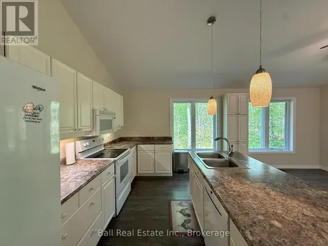 53 Coon Lake Road North Kawartha ON K0L 2H0