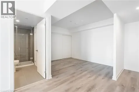 370 Martha Street Burlington ON L7R 0G9