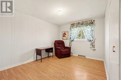 6573 Russell Road Ottawa ON K0A 1K0
