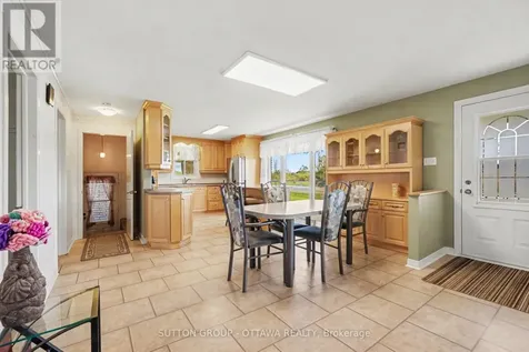 6573 Russell Road Ottawa ON K0A 1K0