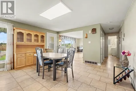 6573 Russell Road Ottawa ON K0A 1K0