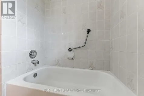 1530 Clementine Boulevard West Ottawa ON K1H 8G3