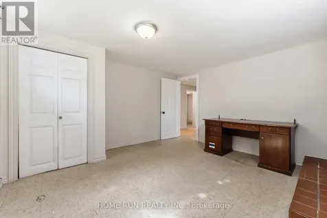 1530 Clementine Boulevard West Ottawa ON K1H 8G3