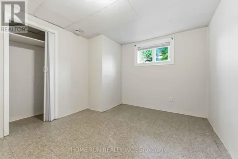 1530 Clementine Boulevard West Ottawa ON K1H 8G3