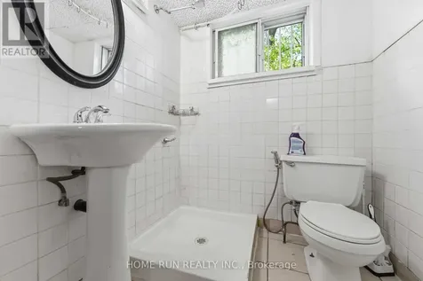 1530 Clementine Boulevard West Ottawa ON K1H 8G3