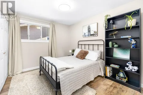 2041 Kingsley Road Ottawa ON K2C 2X6