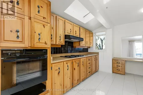 500 Foxview Place Ottawa ON K1K 4C4