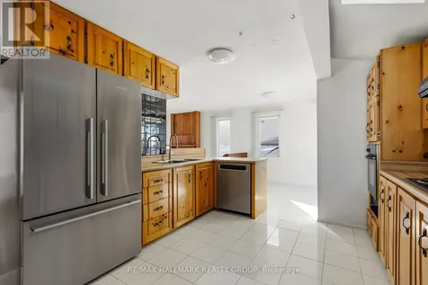 500 Foxview Place Ottawa ON K1K 4C4