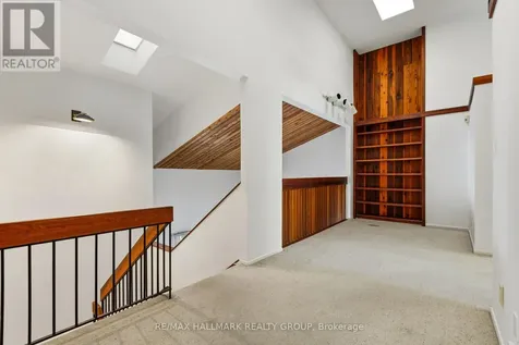 500 Foxview Place Ottawa ON K1K 4C4