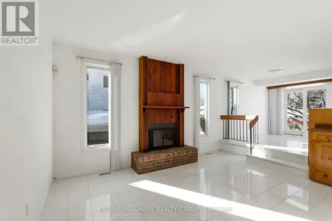 500 Foxview Place Ottawa ON K1K 4C4
