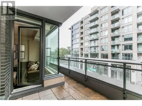 101 Richmond Road Ottawa ON K1Z 0A6