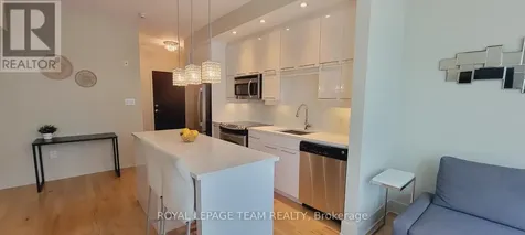 101 Richmond Road Ottawa ON K1Z 0A6