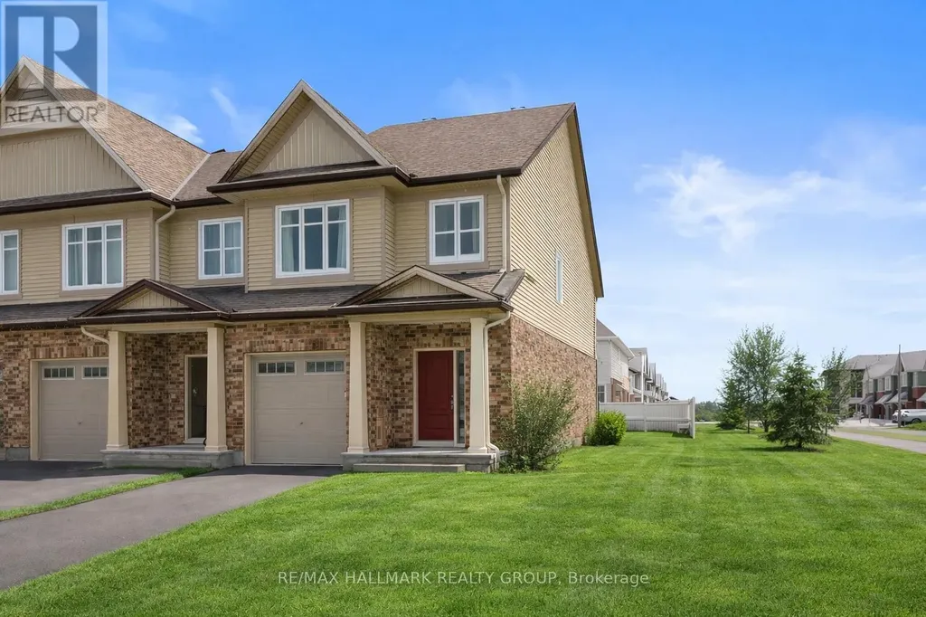 844 Cedar Creek Drive Ottawa ON K1T 0B3