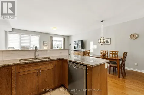 844 Cedar Creek Drive Ottawa ON K1T 0B3