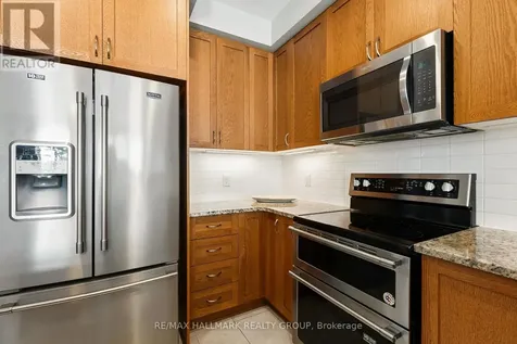 844 Cedar Creek Drive Ottawa ON K1T 0B3