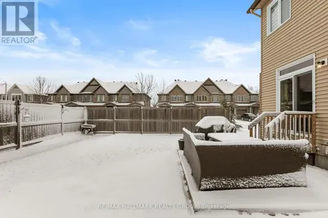 844 Cedar Creek Drive Ottawa ON K1T 0B3