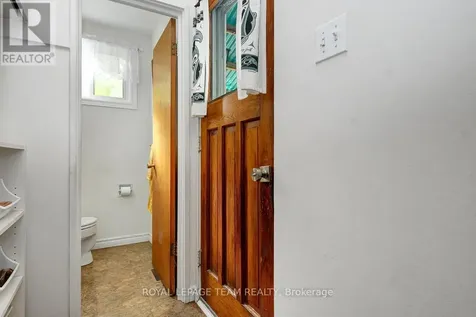 1154 Brookfield Road East Ottawa ON K1V 6H7