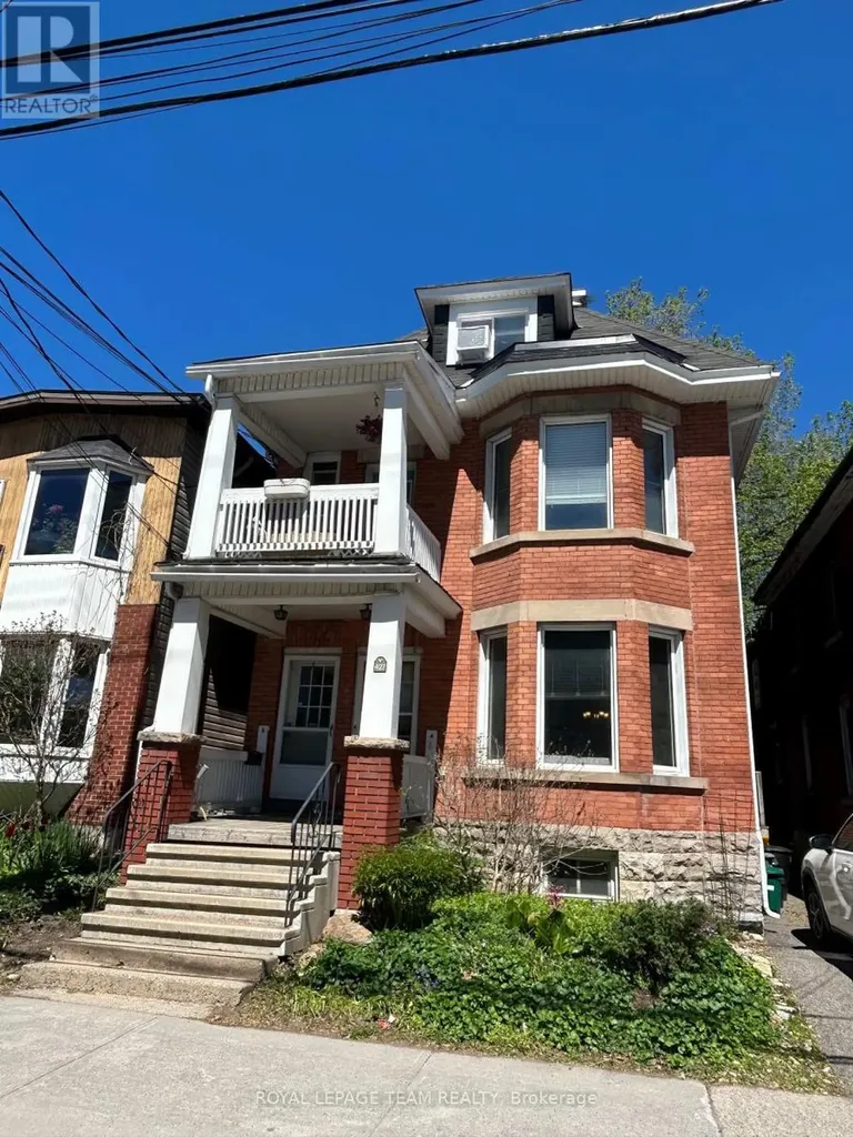 427 Sunnyside Avenue Ottawa ON K1S 0S6