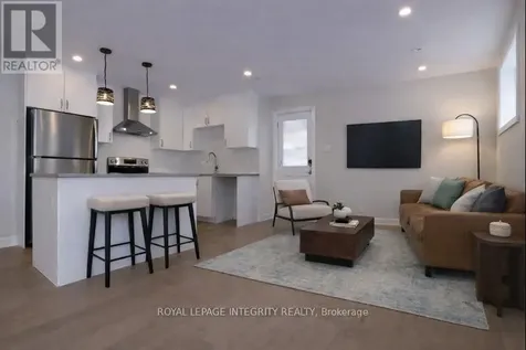 9B Gwynne Avenue South Ottawa ON K1Y 1X1