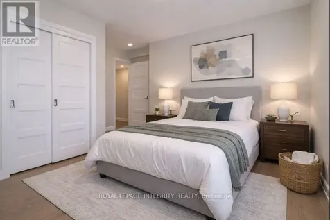 9B Gwynne Avenue South Ottawa ON K1Y 1X1