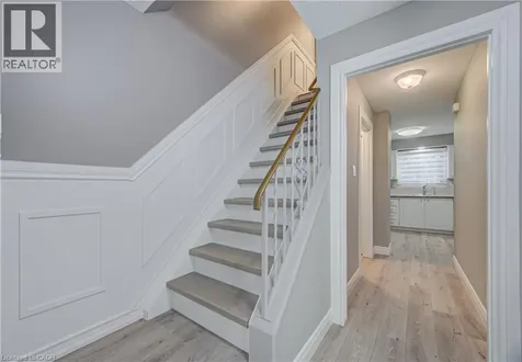 150 Gateshead Crescent Stoney Creek ON L9G 4A7