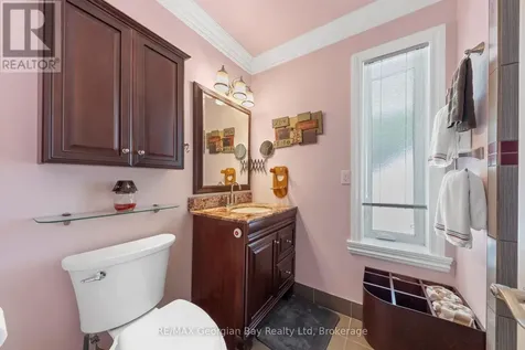 405 Champlain Road Penetanguishene ON L9M 1S3