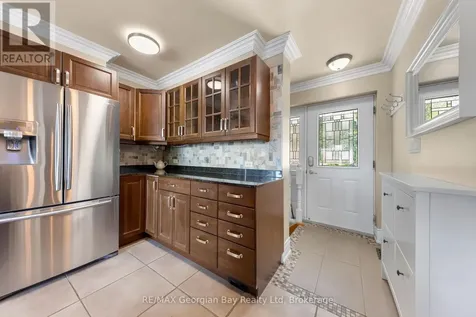 405 Champlain Road Penetanguishene ON L9M 1S3