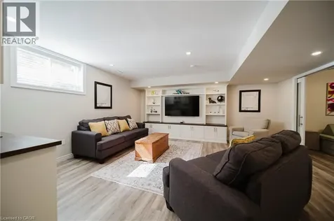597 Sundew Drive Waterloo ON N2V 0B9