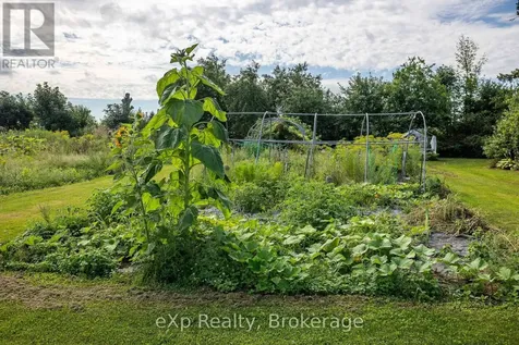 1097 6 Highway South Bruce Peninsula ON N0H 1X0