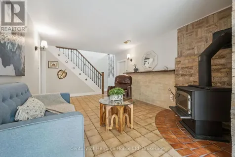 7811 Wellington Road #36 Road Puslinch ON L0P 1J0