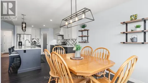 8 Melrose Court St. Thomas ON N5R 0J4