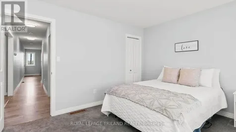 8 Melrose Court St. Thomas ON N5R 0J4