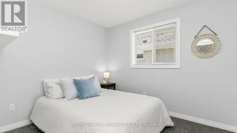 8 Melrose Court St. Thomas ON N5R 0J4
