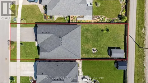 8 Melrose Court St. Thomas ON N5R 0J4