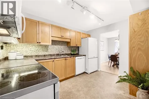 201 Dorchester Boulevard St. Catharines ON L2M 7W1
