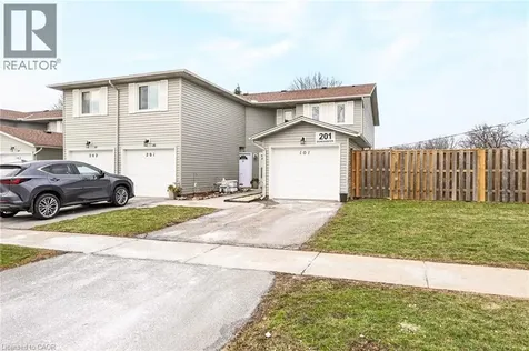 201 Dorchester Boulevard St. Catharines ON L2M 7W1