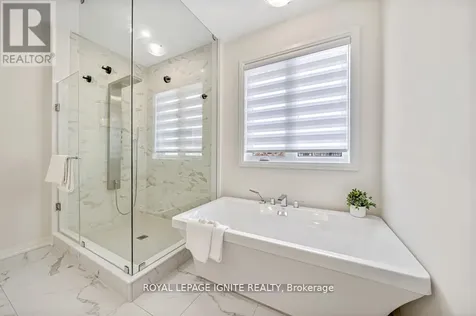 1160 Skyridge Boulevard Pickering ON L1X 0M3