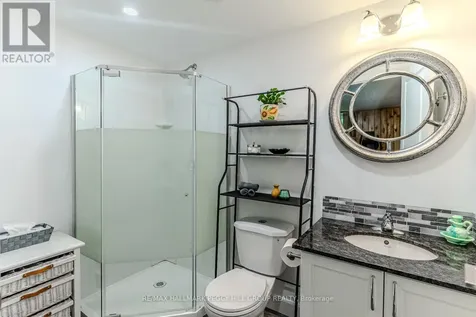 82 Helena Street Wasaga Beach ON L9Z 1R1