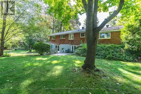82 Helena Street Wasaga Beach ON L9Z 1R1