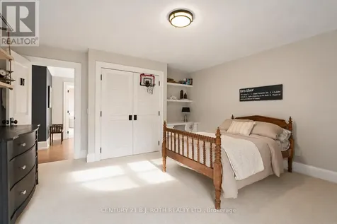 1715 Wilkinson Street Innisfil ON L9S 5A8