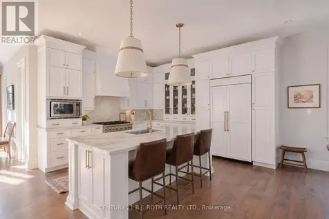 1715 Wilkinson Street Innisfil ON L9S 5A8