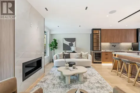 143 Fairview Avenue Toronto (junction Area) ON M6P 3A6