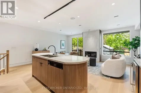 143 Fairview Avenue Toronto (junction Area) ON M6P 3A6