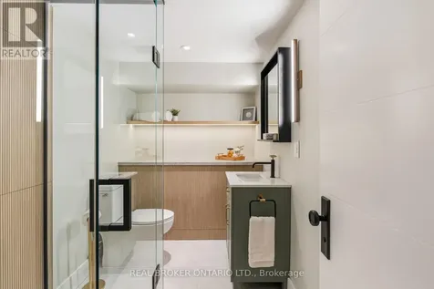 143 Fairview Avenue Toronto (junction Area) ON M6P 3A6