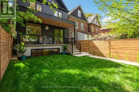 143 Fairview Avenue Toronto (junction Area) ON M6P 3A6