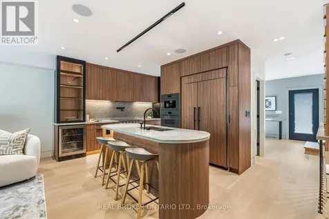 143 Fairview Avenue Toronto (junction Area) ON M6P 3A6