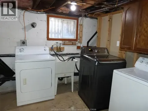 1434 Tecumseh Boulevard Windsor ON N8X 1H5