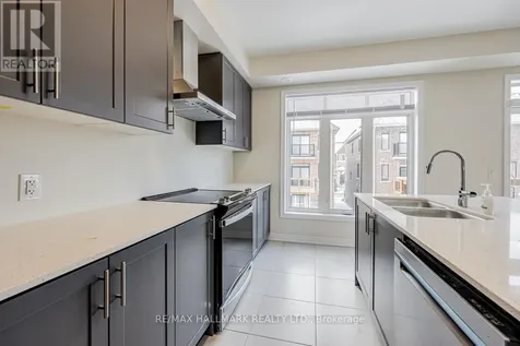91 Elkington Crescent Whitby ON L1P 0L7