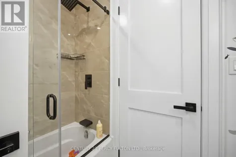 195 Danforth Road Toronto (oakridge) ON M1L 3X1