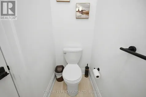 195 Danforth Road Toronto (oakridge) ON M1L 3X1